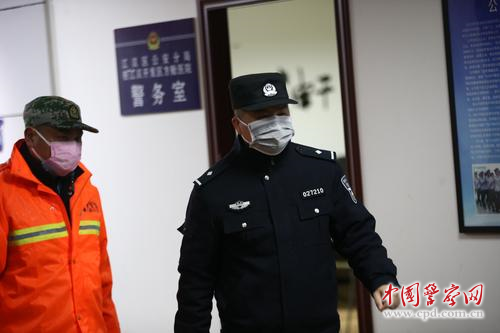 涂可蔼▲“我要像他们照顾我一样守护大家的安全”