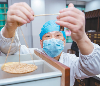 中医药大学@战疫，发挥中医药独特优势（来自疫情防控一线的报道）