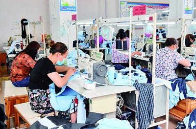 黄文秀广西：接棒黄文秀 走好扶贫路