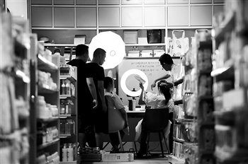 直播带货货不对板、平台“装睡”……直播带“祸”，这事归哪个“法”管？