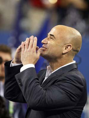 File&nbsp;photo&nbsp;shows&nbsp;former&nbsp;tennis&nbsp;champion&nbsp;Andre&nbsp;Agassi&nbsp;in&nbsp;the&nbsp;opening&nbsp;ceremony&nbsp;at&nbsp;the&nbsp;U.S.&nbsp;Open&nbsp;tennis&nbsp;tournament&nbsp;in&nbsp;New&nbsp;York,&nbsp;August&nbsp;31,&nbsp;2009.(Xinhua/Reuters&nbsp;File&nbsp;Photo)