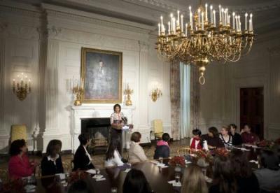 U.S.&nbsp;first&nbsp;lady&nbsp;Michelle&nbsp;Obama&nbsp;speaks&nbsp;during&nbsp;a&nbsp;leadership&nbsp;and&nbsp;mentoring&nbsp;initiative&nbsp;at&nbsp;the&nbsp;White&nbsp;House&nbsp;in&nbsp;Washington&nbsp;November&nbsp;2,&nbsp;2009.&nbsp;The&nbsp;initiative&nbsp;will&nbsp;provide&nbsp;a&nbsp;group&nbsp;of&nbsp;local&nbsp;high&nbsp;school&nbsp;students&nbsp;an&nbsp;opportunity&nbsp;to&nbsp;participate&nbsp;in&nbsp;educational,&nbsp;career&nbsp;development,&nbsp;life-skills,&nbsp;and&nbsp;mentoring&nbsp;activities&nbsp;with&nbsp;senior&nbsp;women&nbsp;from&nbsp;the&nbsp;East&nbsp;and&nbsp;West&nbsp;Wings&nbsp;of&nbsp;the&nbsp;White&nbsp;House.&nbsp;(Xinhua/Reuters&nbsp;Photo)