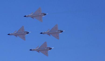 J-10&nbsp;fighters&nbsp;of&nbsp;the&nbsp;Bayi&nbsp;(Aug.&nbsp;1)&nbsp;Aerobatics&nbsp;Team&nbsp;of&nbsp;the&nbsp;Air&nbsp;Force&nbsp;of&nbsp;the&nbsp;Chinese&nbsp;People's&nbsp;Liberation&nbsp;Army&nbsp;(PLA)&nbsp;perform&nbsp;during&nbsp;a&nbsp;rehearsal&nbsp;for&nbsp;the&nbsp;celebration&nbsp;of&nbsp;the&nbsp;60th&nbsp;anniversary&nbsp;of&nbsp;the&nbsp;founding&nbsp;of&nbsp;the&nbsp;Air&nbsp;Force&nbsp;in&nbsp;Beijing,&nbsp;capital&nbsp;of&nbsp;China,&nbsp;Nov.&nbsp;3,&nbsp;2009.&nbsp;The&nbsp;anniversary&nbsp;falls&nbsp;on&nbsp;Nov.&nbsp;11.(Xinhua/Li&nbsp;Gang)