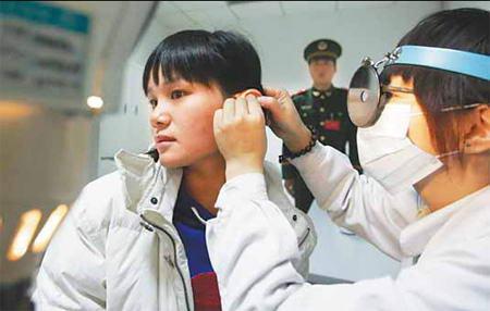 A&nbsp;young&nbsp;woman&nbsp;has&nbsp;a&nbsp;medical&nbsp;exam&nbsp;at&nbsp;Daxing&nbsp;District&nbsp;Hospital&nbsp;yesterday&nbsp;as&nbsp;part&nbsp;of&nbsp;the&nbsp;Autumn&nbsp;army&nbsp;recruitment