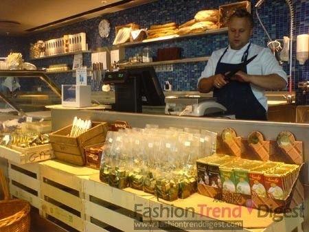 http:\/\/style.cntv.cn\/20100816\/101309.shtml