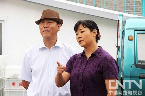 萨日娜 李成儒 牵手 《你是我的生命》泪袭全国