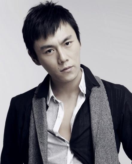 <em>秦昊</em>《浮城谜事》再战戛纳 四度入围成无冕之