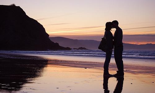 苏岑:如何判断男人是不是真爱你