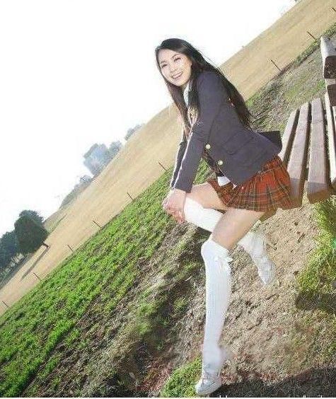 朝鲜确认 金正恩 已经 结婚  妻子是乐团歌手(图)_