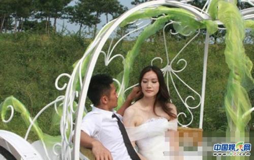 林丹谢杏芳婚纱照花絮 男方为<em>女友</em>撩<em>头发</em>大秀