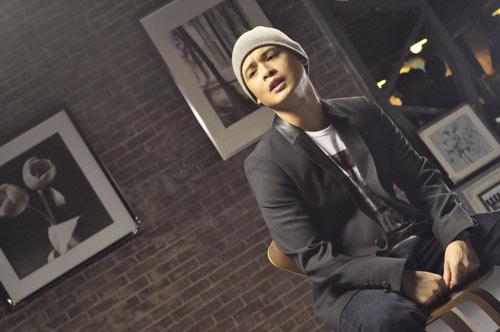 侧田强势回归 新国语创作单曲展现悲歌之王风