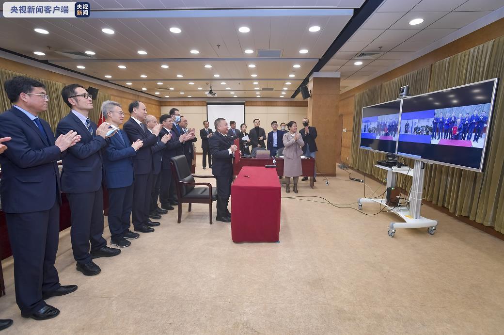 中俄两国签署合作建设国际月球科研站谅解备忘录 中俄两国签署合作建设国际月球科研站谅解备忘录