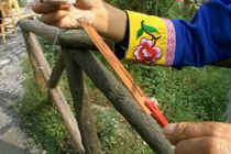 Mouth-strings are made of bamboo