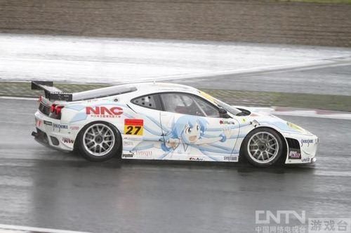 游戏动漫攻占日本GT大奖赛 痛车美女齐上阵