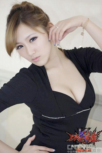 《功夫英雄》<em>美女</em>写真自诉:愿化身<em>游戏</em>人物_八