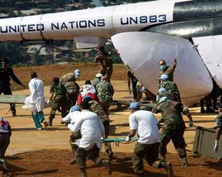 <br><strong><center><a href=http://news.cntv.cn/world/20100703/102206.shtml target=_blank><IMG src=http://news.cctv.com/Library/news20080318/css/img/video_b.gif>�����չ��͹޳���ը �й�ά��ҽ�ƷֶӸ��ֳ�������Ա</a></center></strong>