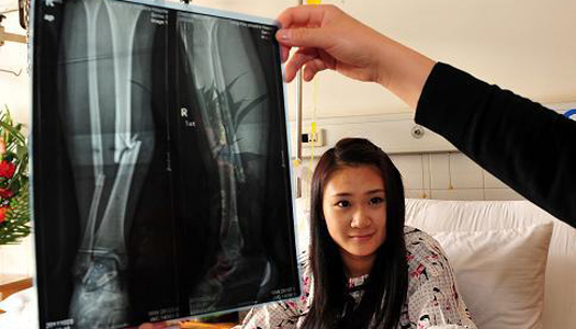 中国好人:最美女孩刁娜:一条腿换一条命