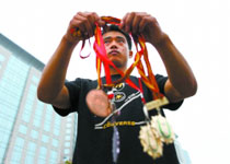 <br><center>ǰ�������ھ���������������</center><br>