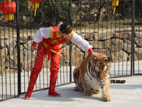 2010��2��27�ա�����˵�����α����˸���