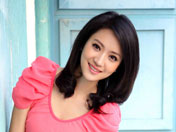 <em>黄婷婷</em>
