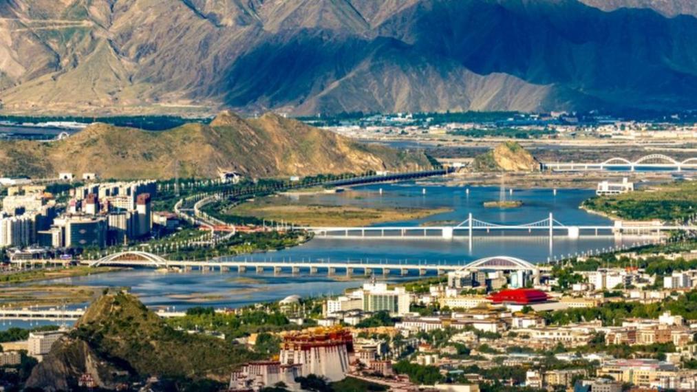 Multiple bridges across Lhasa River showcase city's development