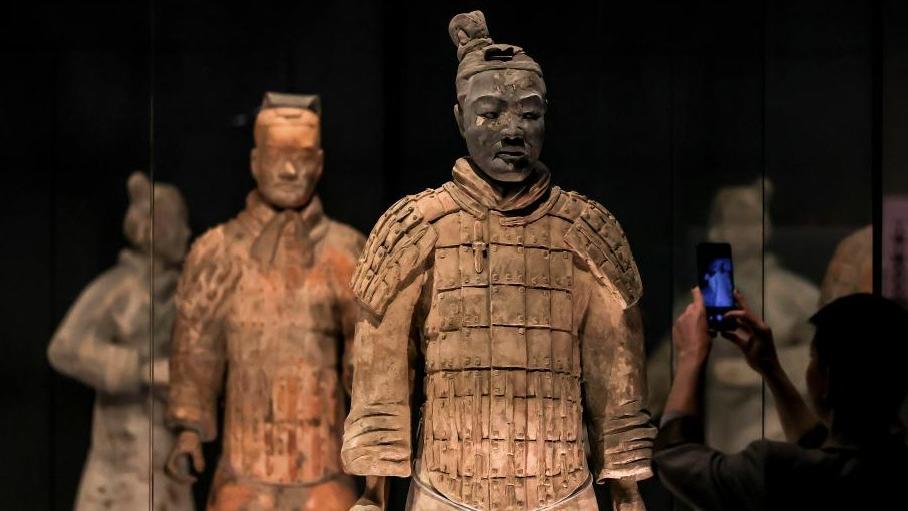 Exhibition on civilization of China's Qin, Han dynasties held in Hungary
