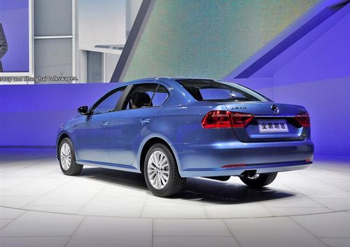 高速春节不要钱 3款高效动力车给你省油