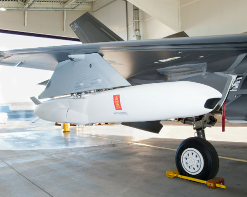 资料图:f-35战机验证挂在挪威jsm导弹