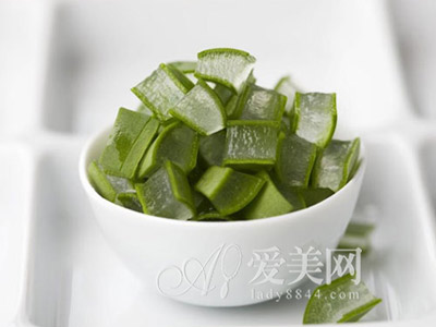 <em>夏季</em>5款芦荟<em>减肥食谱</em> 改善肠胃除便秘又美容-