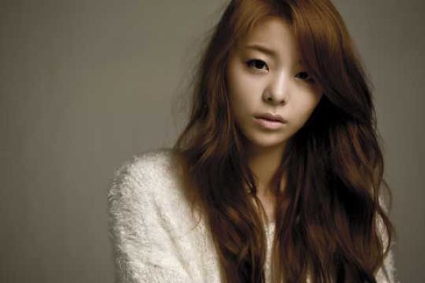 韩女歌手 婐照 ailee图片