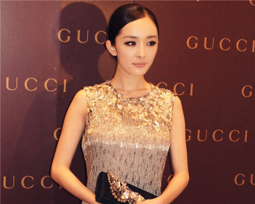 <em>杨幂</em>最<em>新发型</em>时尚优雅清纯美发秀_时尚台_央