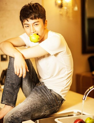 陈晓<em>写真古装</em>男神变暖男清新温暖_时尚台_央