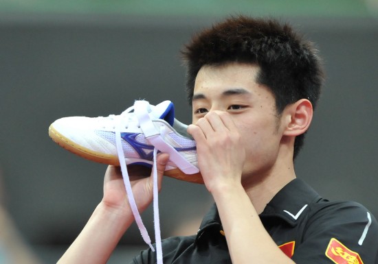 [封面人物]张继科:庆祝动作秀_体育_央视网(cc