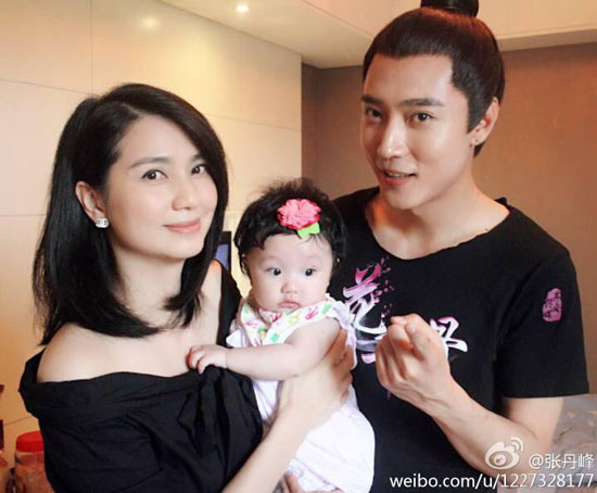 《宝宝抱抱》最新节目,张丹峰为爱变成女儿奴