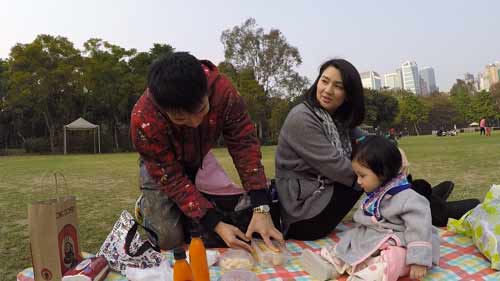 张丹峰《宝宝抱抱》宣布大喜讯 爱女长牙全家