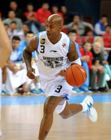 【文体艺苑】马布里获中国绿卡 成CBA历史