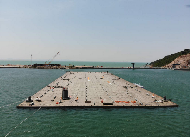 「粤港澳大湾区」粤港澳大湾区深中通道首个钢壳沉管顺利下水