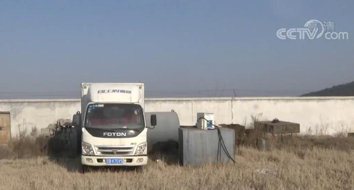 辽宁大连：微信群里卖汽油，加油还要用暗号，9个黑加油窝点被端了