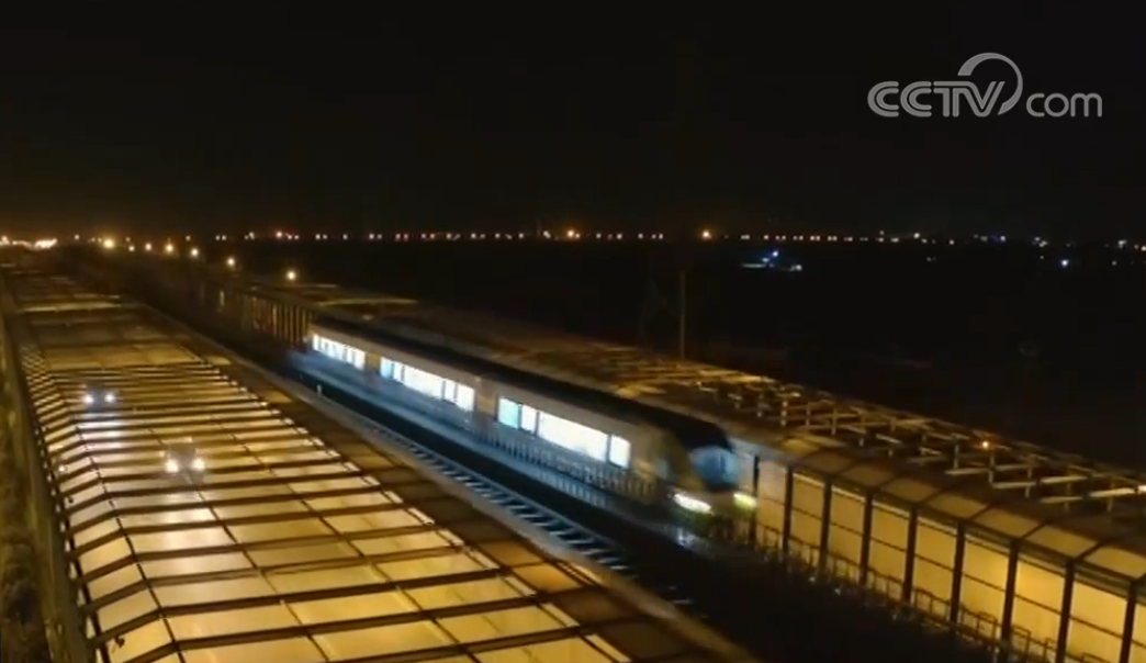 【商用】160公里/小时！中国首列商用磁浮2.0版列车完成最高设计速度达速测试