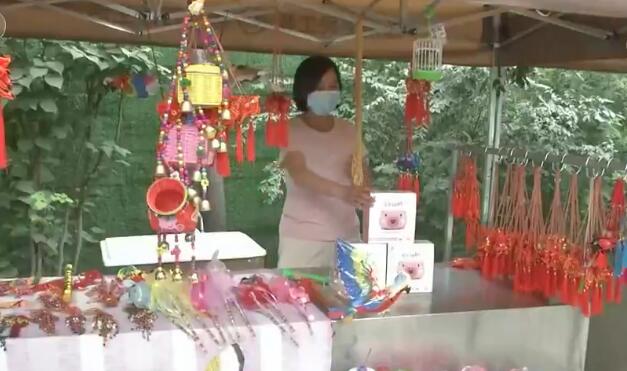 地摊经济陕西西安：为“地摊经济”开绿灯 人气提升明显