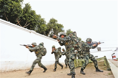 带兵带兵千招万招，真心真爱是真招