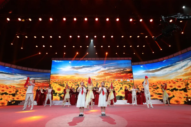 颁奖典礼文艺演出