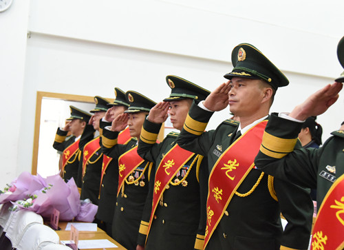 武警|武警曲靖支队隆重举行2020年度警官退役仪式