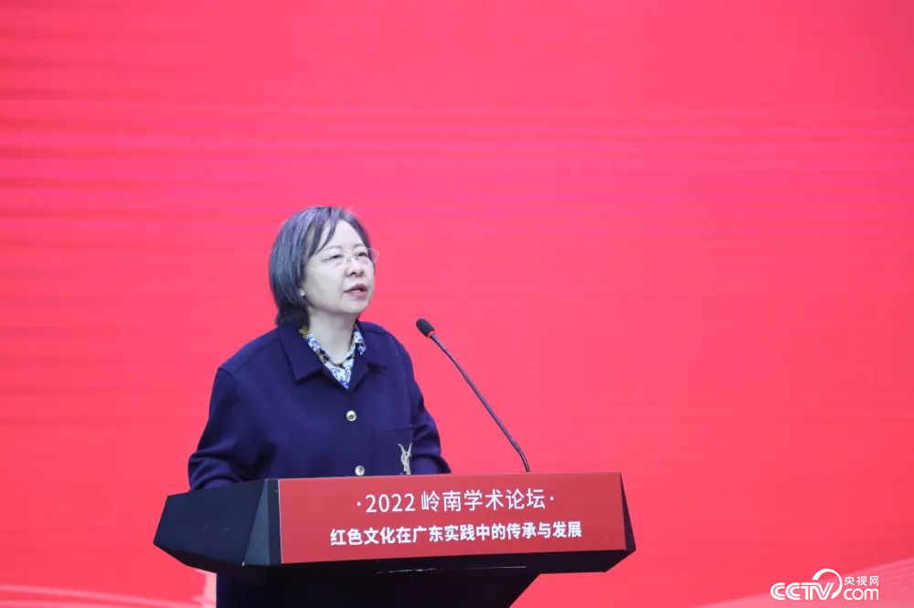 中央党校原副校长徐伟新