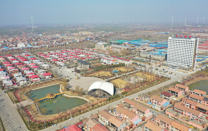 这是2月21日拍摄的河南省濮阳市庆祖镇西辛庄村(无人机照片)。新华社记者 张浩然 摄