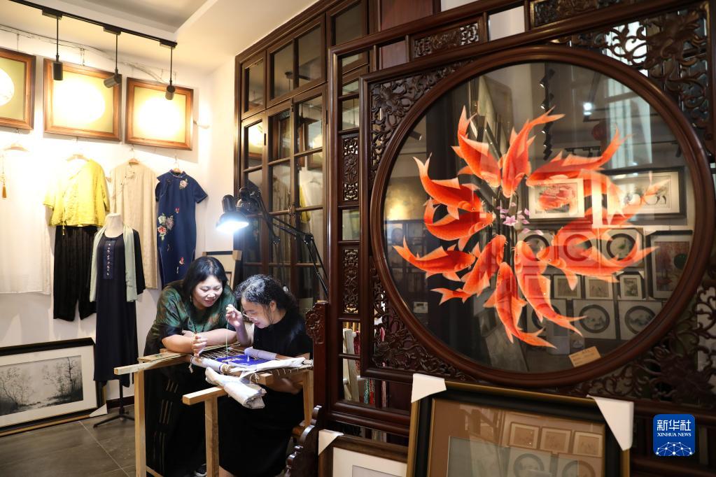 非遗传承人王立君：飞针走线绣风华 图3