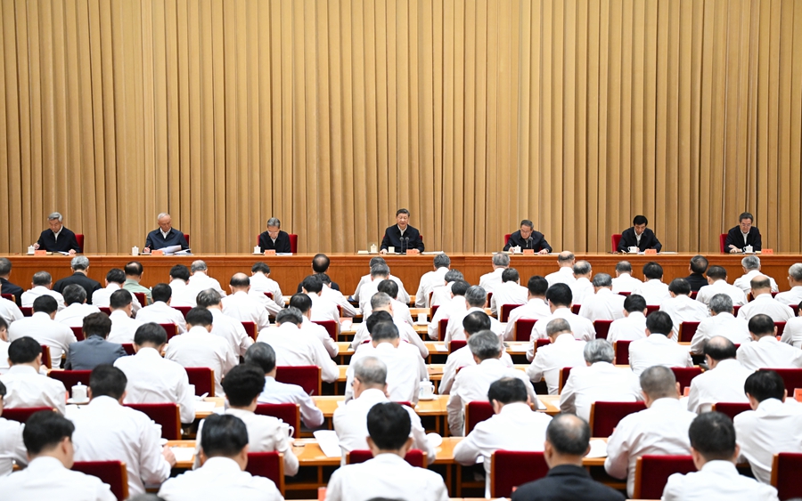 7月14日至15日，中央城市工作會(huì)議在北京舉行。中共中央總書(shū)記、國(guó)家主席、中央軍委主席習(xí)近平出席會(huì)議并發(fā)表重要講話(huà)。中共中央政治局常委李強(qiáng)、趙樂(lè)際、王滬寧、蔡奇、丁薛祥、李希出席會(huì)議。