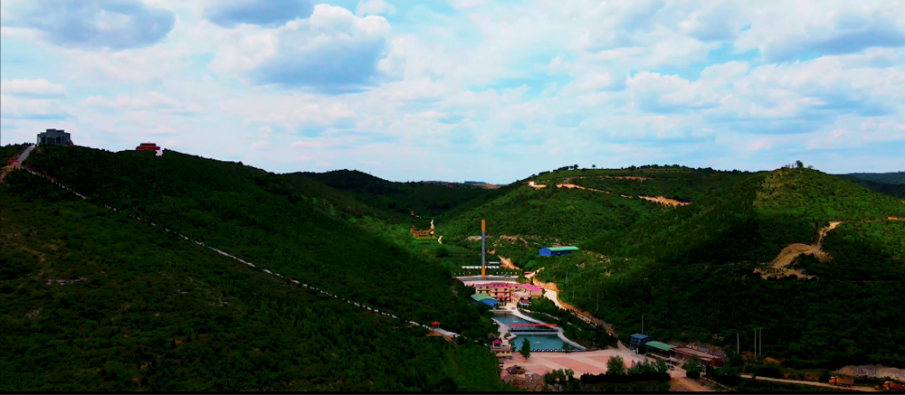 臥龍山全景