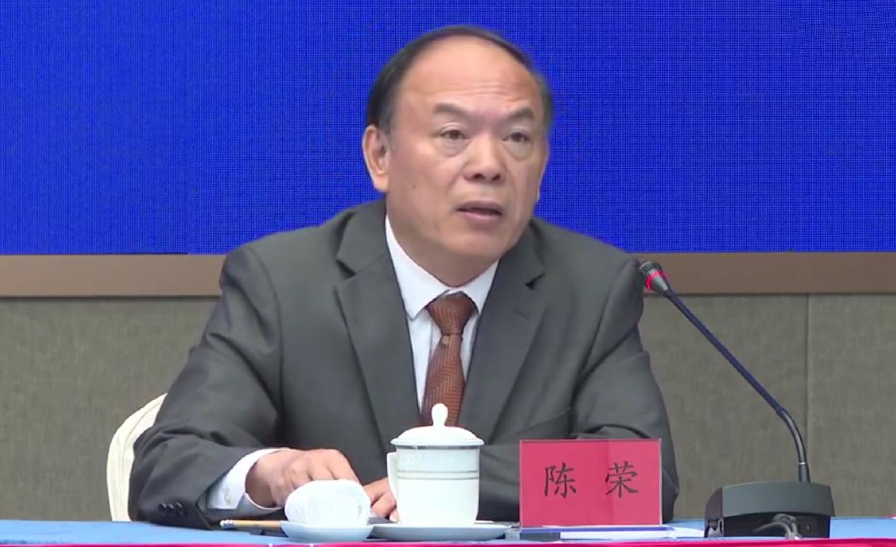 广东省农业农村厅二级巡视员陈荣。