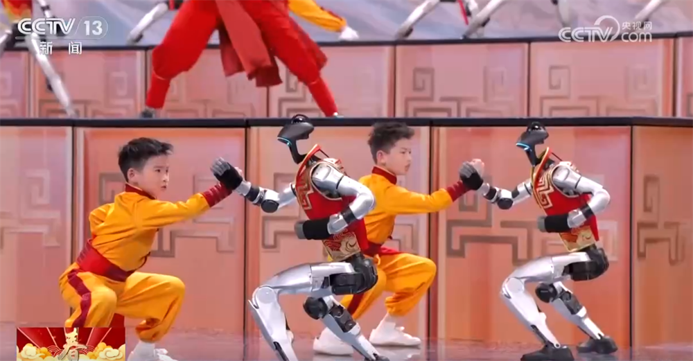 春晚揭秘｜人机共“武”展示国术风华“硬核”科技展现中国具身智能实力(图3)
